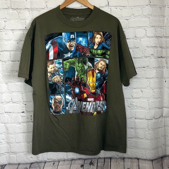 Marvel Avengers Mens Green Short Sleeve Tshirt size xl 100% cotton Hulk Ironman - Picture 1 of 4